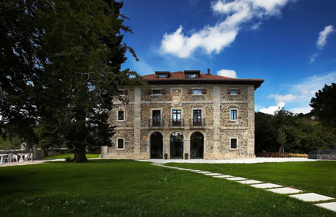 Iriarte Jauregia Hotel-1