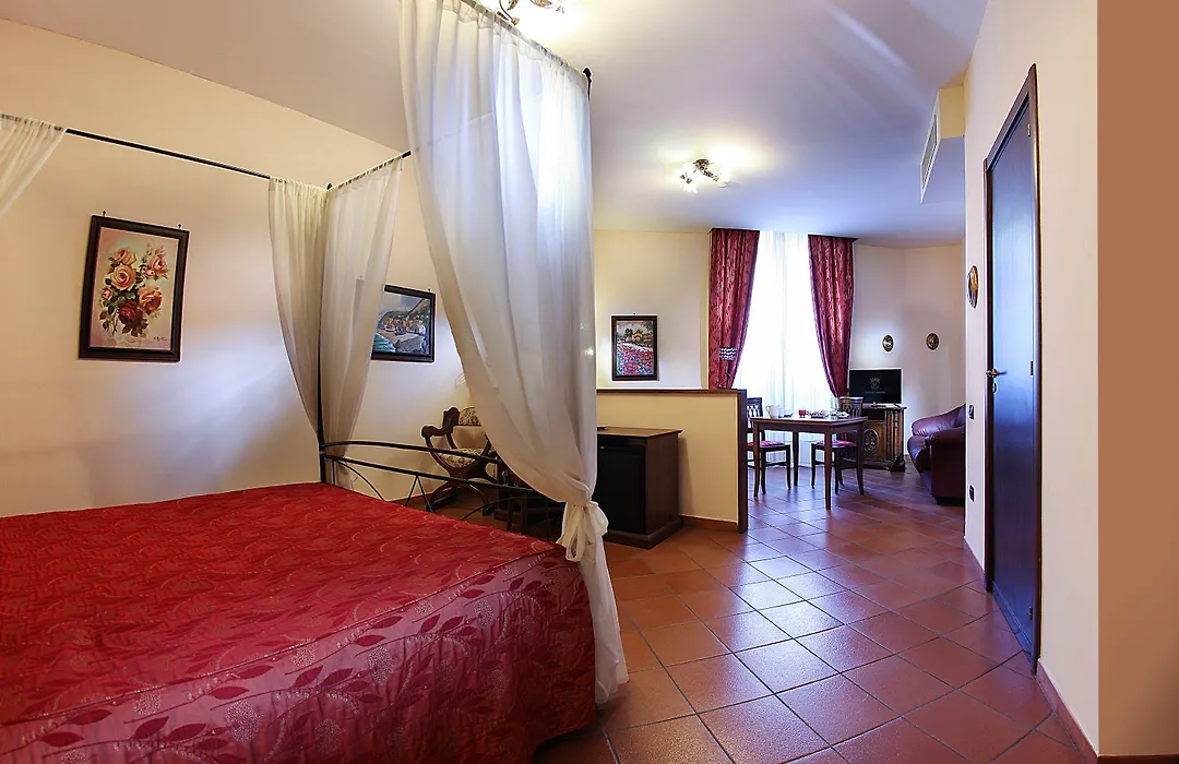 Grand Hotel Capodimonte-1