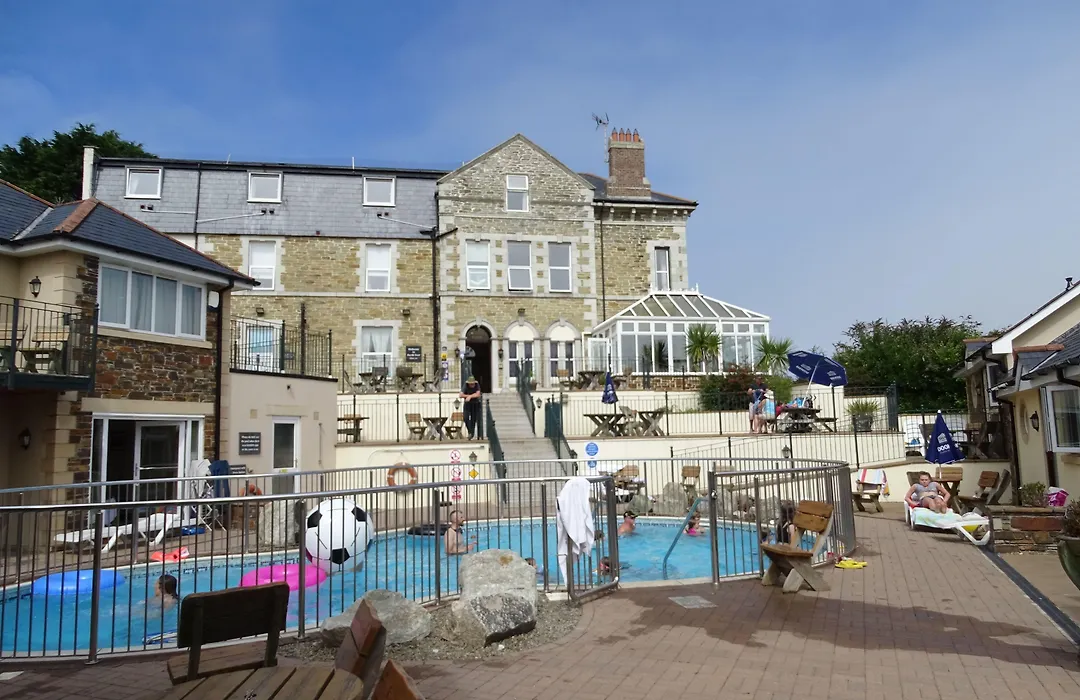 Porth Veor Manor Villas & Apartments-1