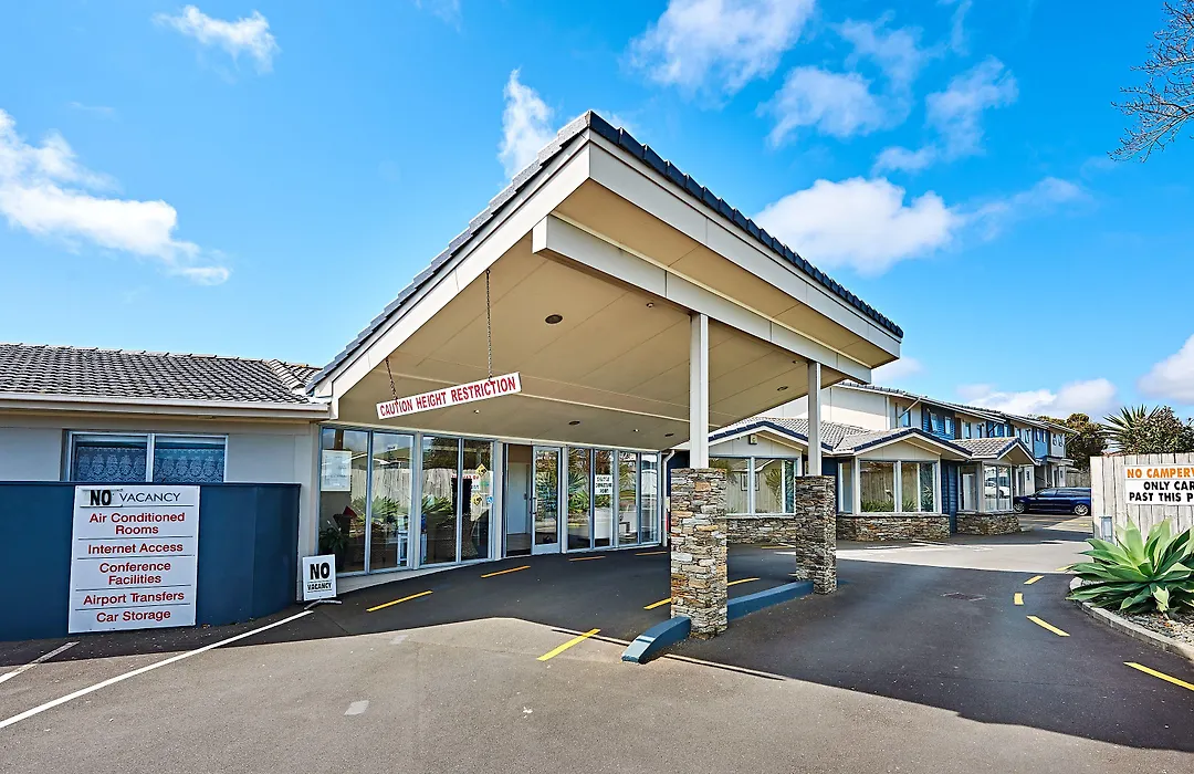 Auckland Airport Lodge-1