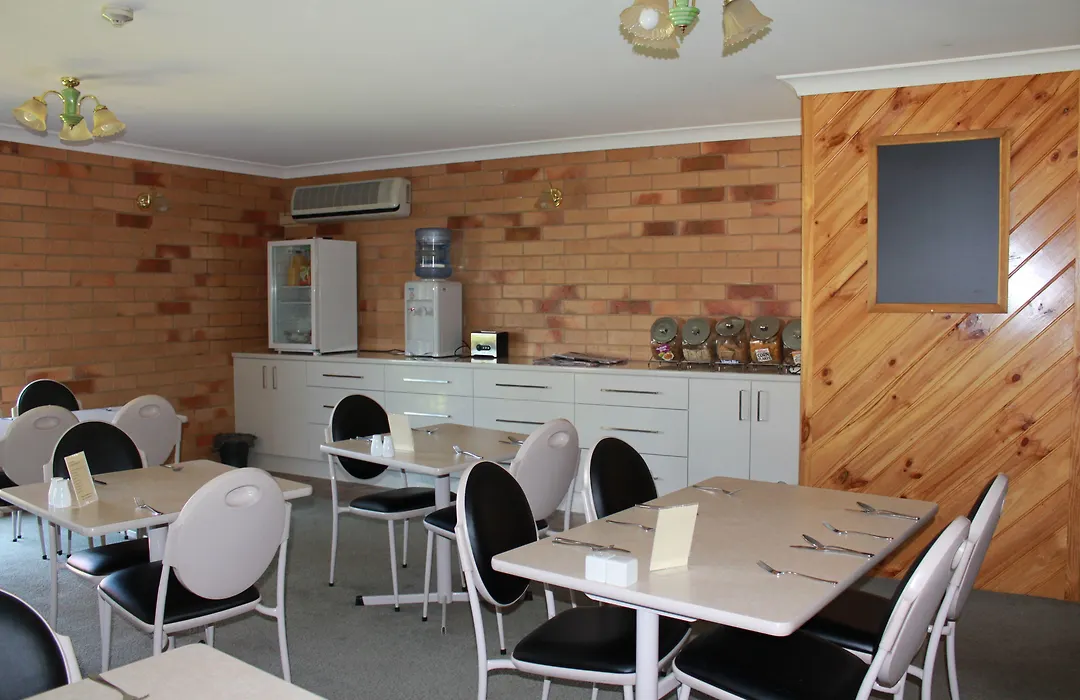 North Parkes Motel-1