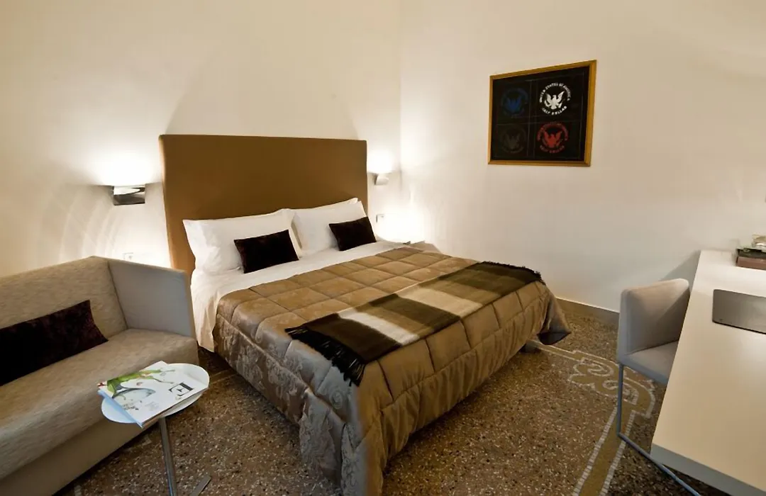 Town House Cavour-1