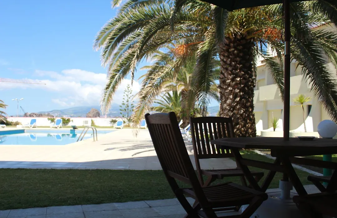Hotel Caravelas-1