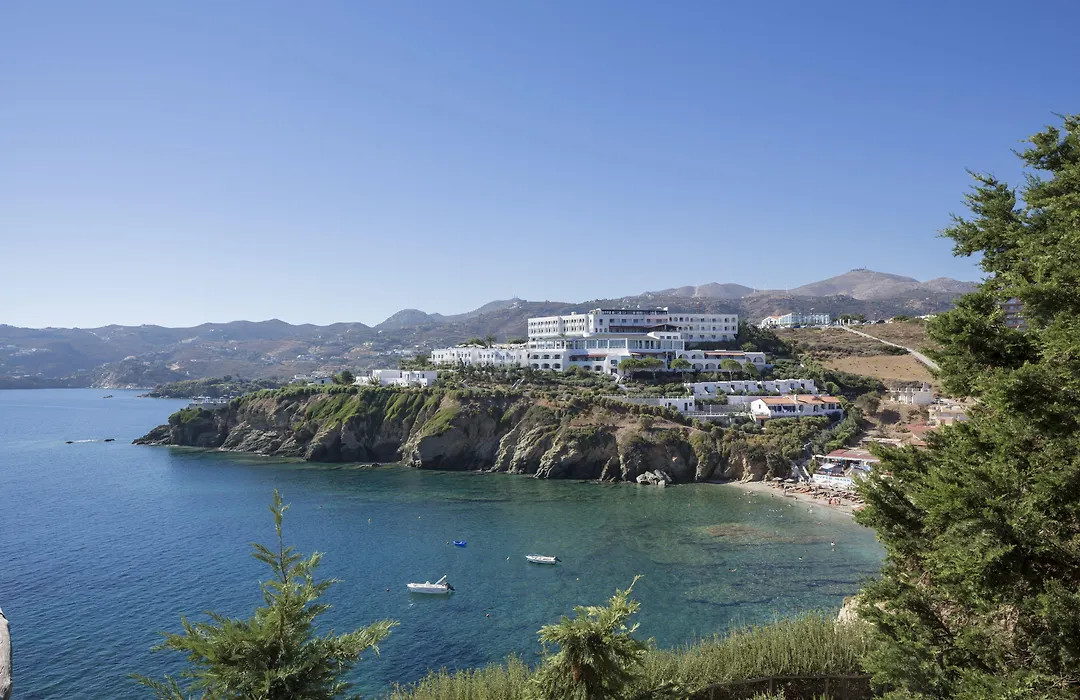 Peninsula Resort & Spa-1