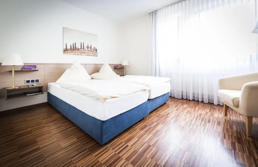 Hotel Luecke Rheine-1