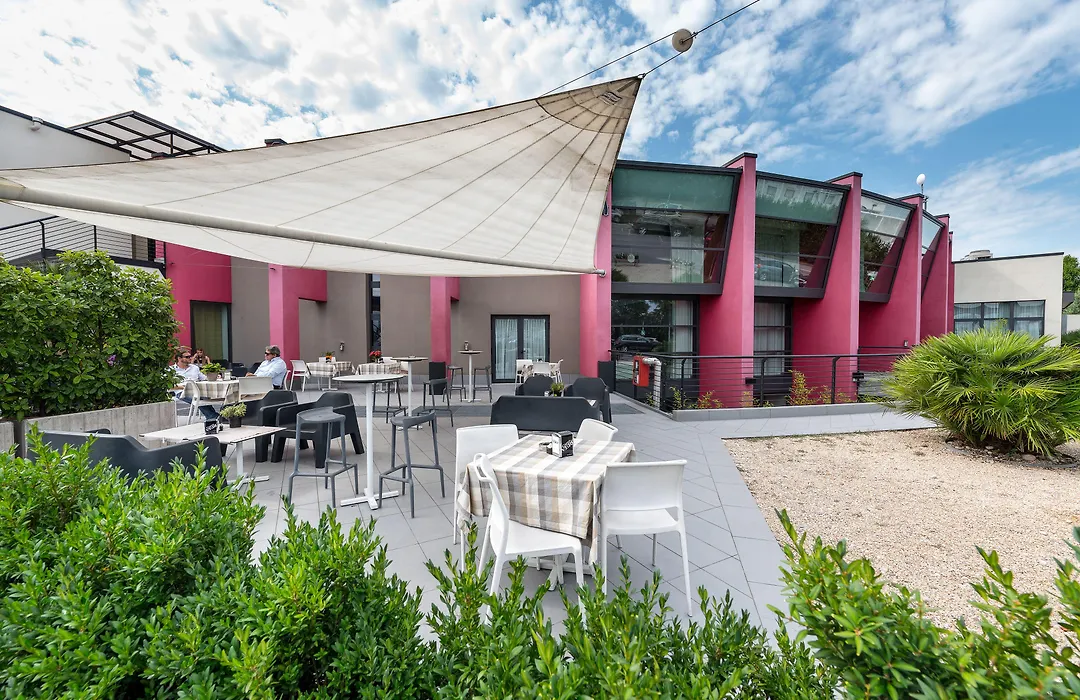 Db Hotel Verona Airport Congress & Spa-1