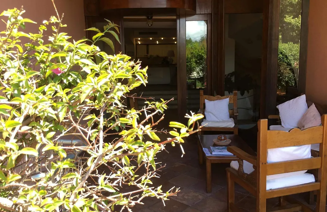 Green Park Hotel-1