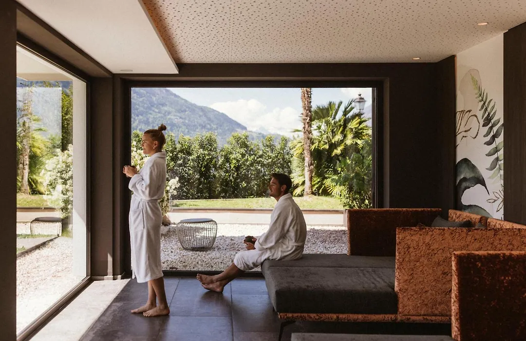 Hotel Paradies-1