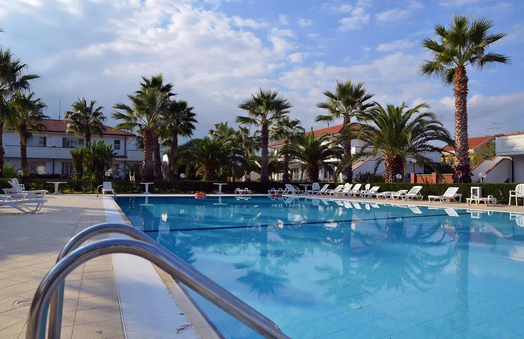 King'S House Hotel Resort-1