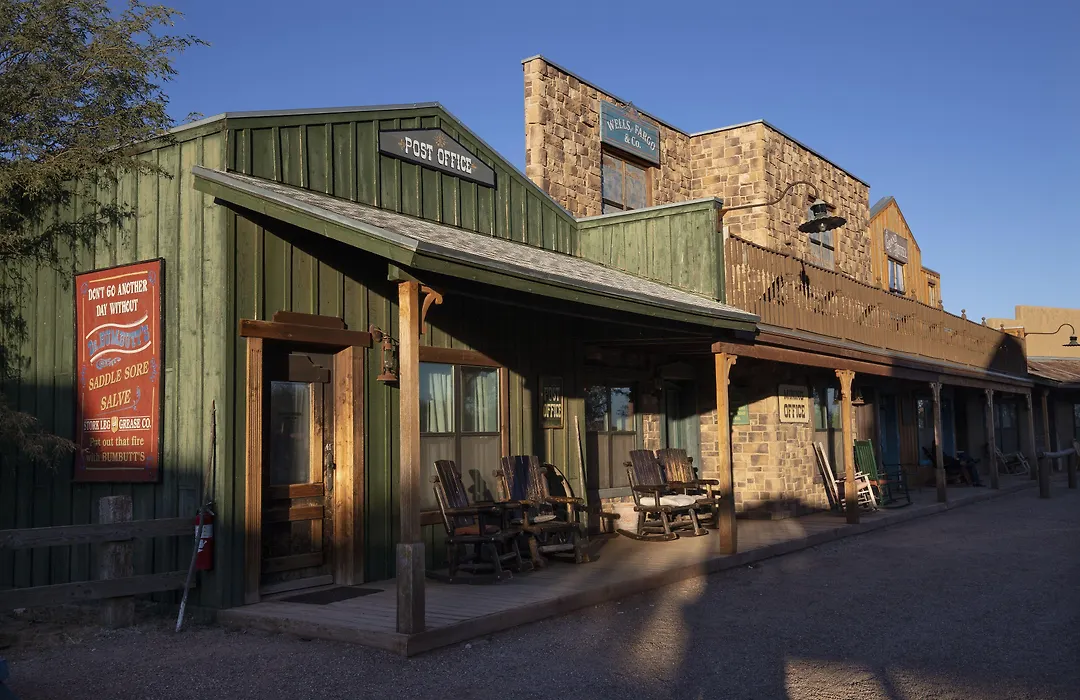 Tombstone Monument Guest Ranch-1