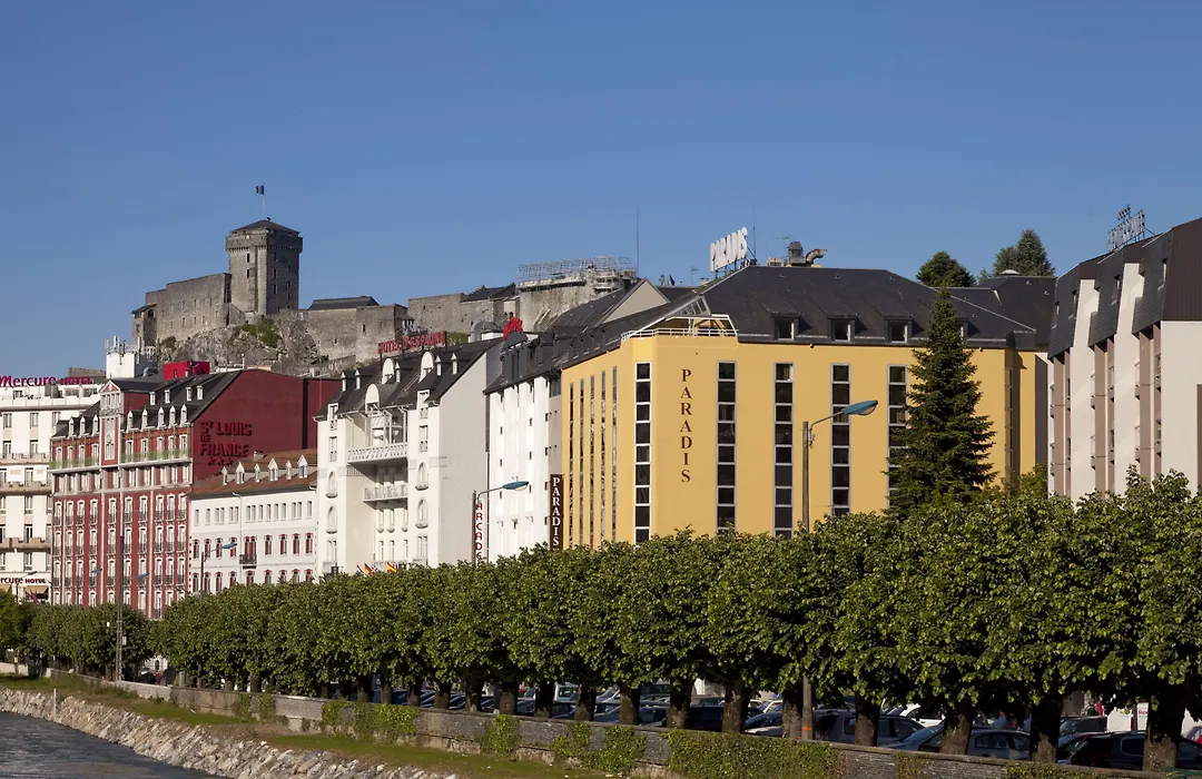 Hôtel Paradis-1