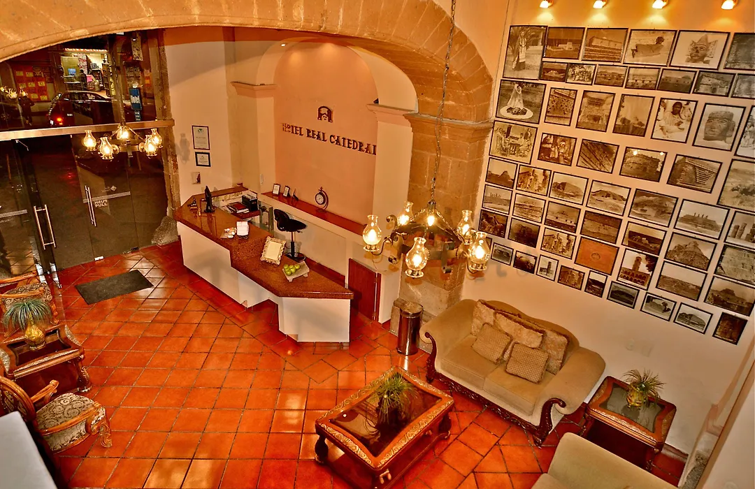 Hotel Real Catedral-1