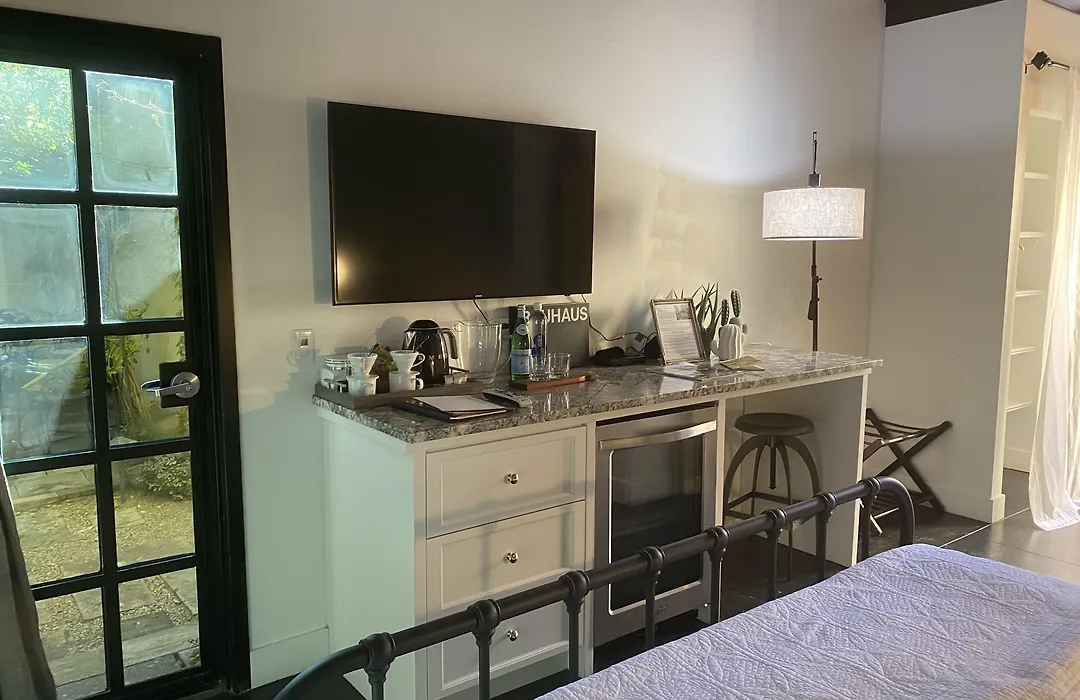 Bespoke Inn Scottsdale-1