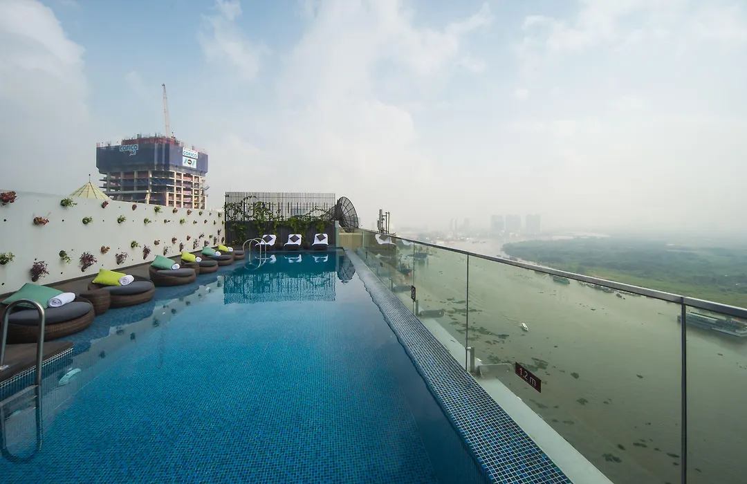 Liberty Central Saigon Riverside Hotel-1