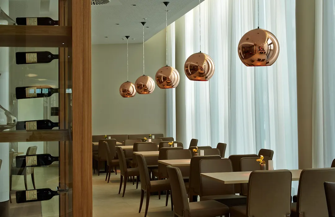 H4 Hotel Muenchen Messe-1