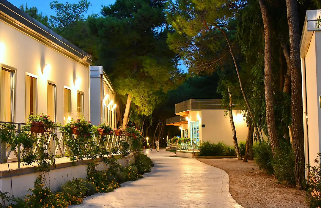 Sira Resort-1