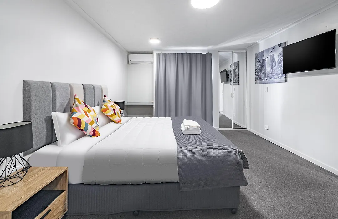Parkview Apartments-1
