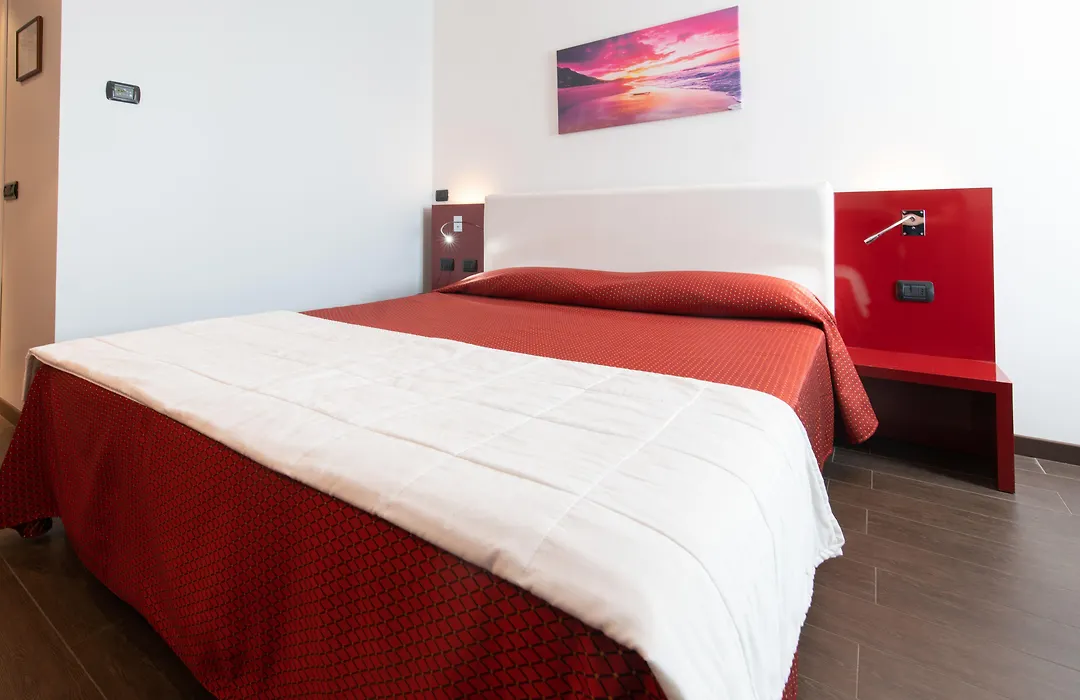 Hotel Mediterraneo-1
