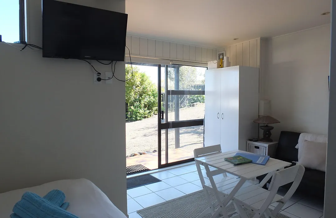 Le Chalet Waiheke Apartments-1