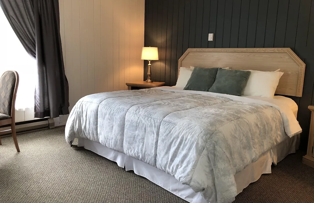 Piccadilly Motel-1