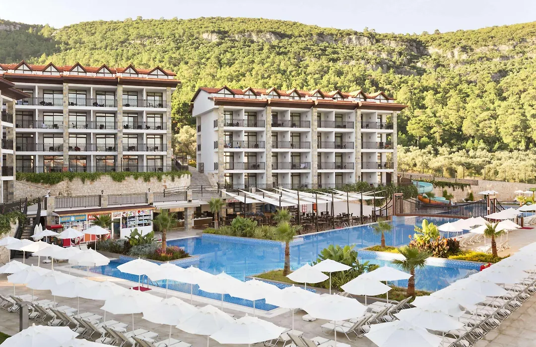 Ramada Resort By Wyndham Akbuk-1