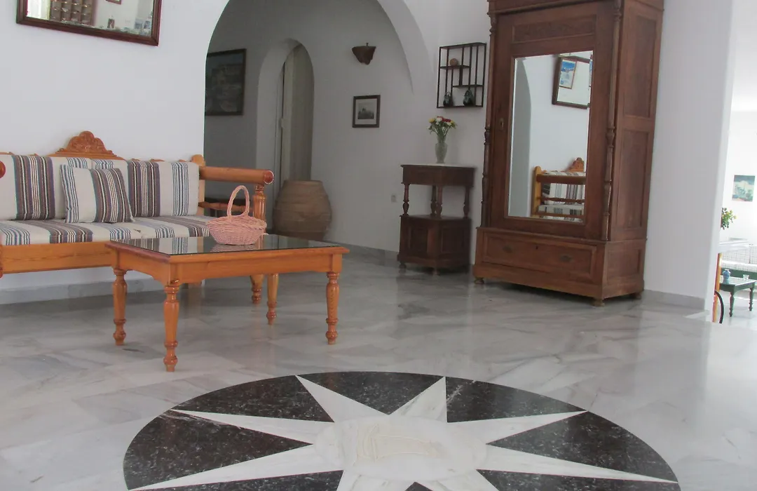 Arkas Inn-1