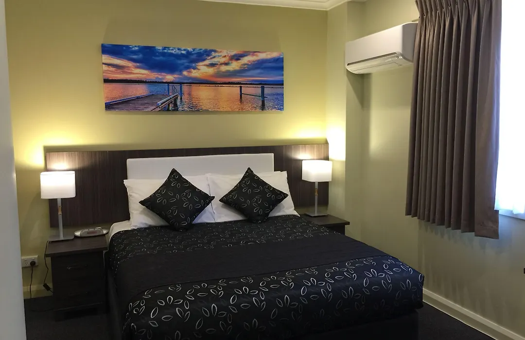 Park Squire Motor Inn & Serviced Apartments - Free Car Park-1