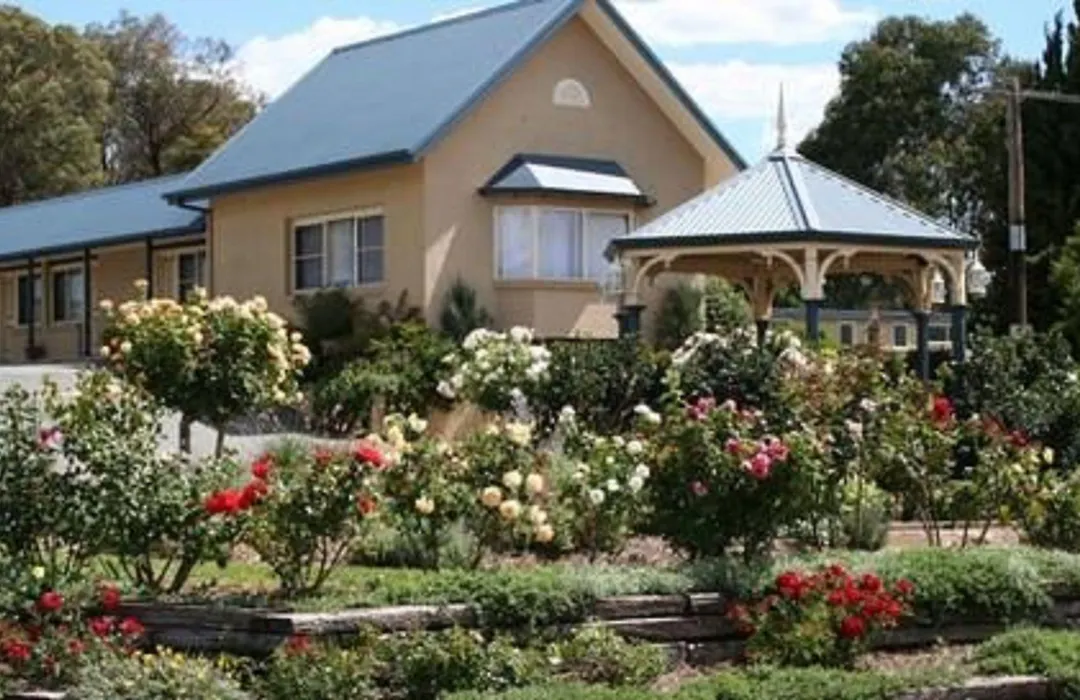 Willows Motel-1