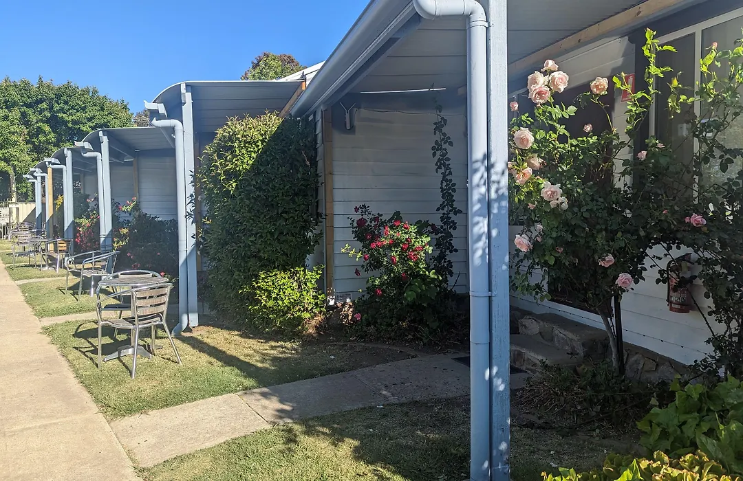 Canberra Ave Villas-1