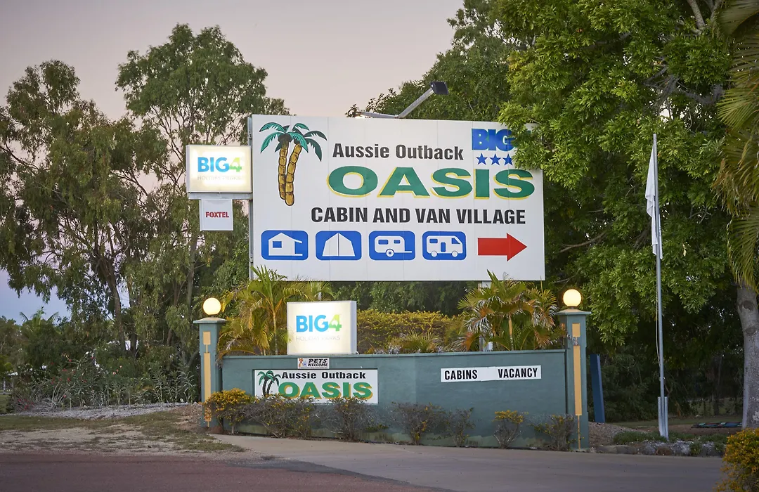 Aussie Outback Oasis Holiday Park-1
