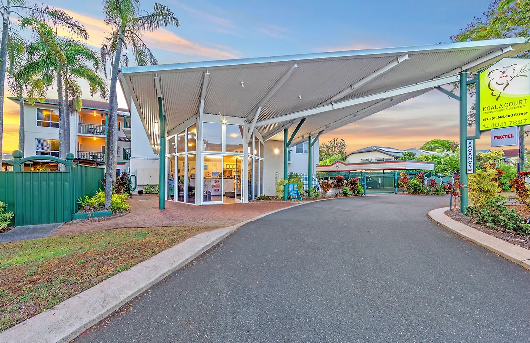 Koala Court Holiday Apartments-1