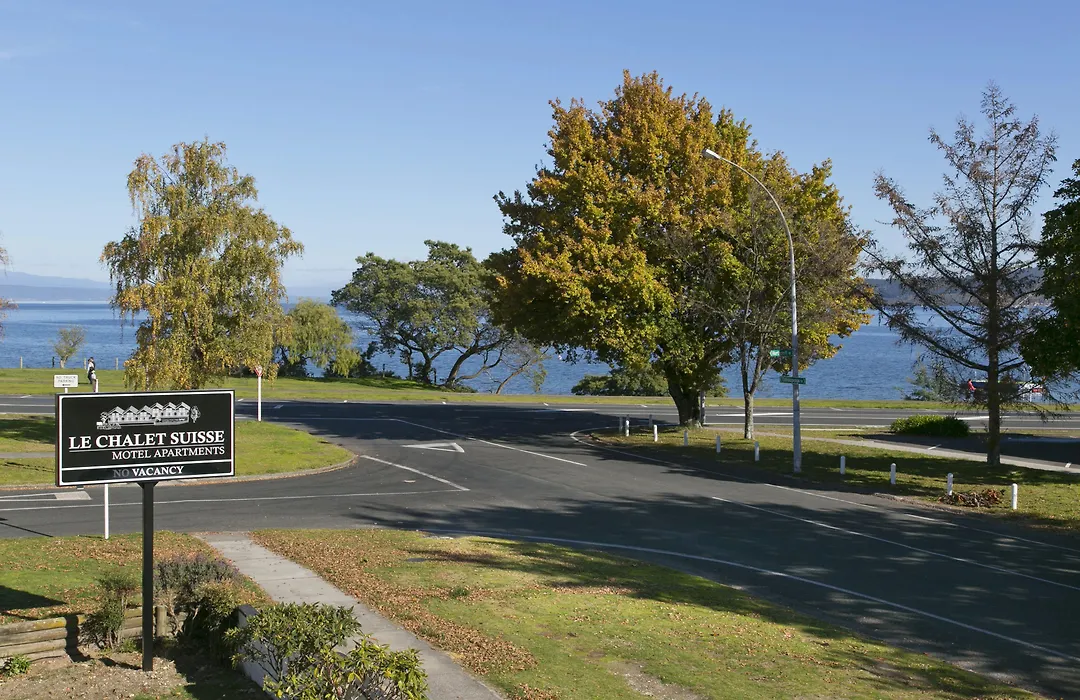 Le Chalet Suisse Motel Taupo-1