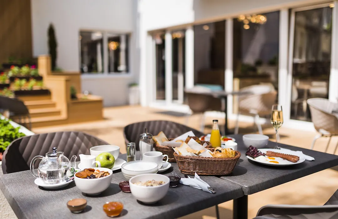 Bo33 Hotel Family & Suites-1