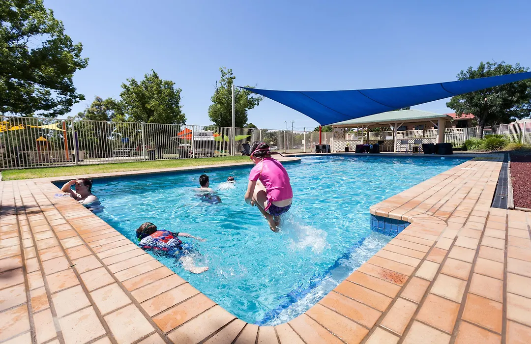 Nrma Dubbo Holiday Park-1