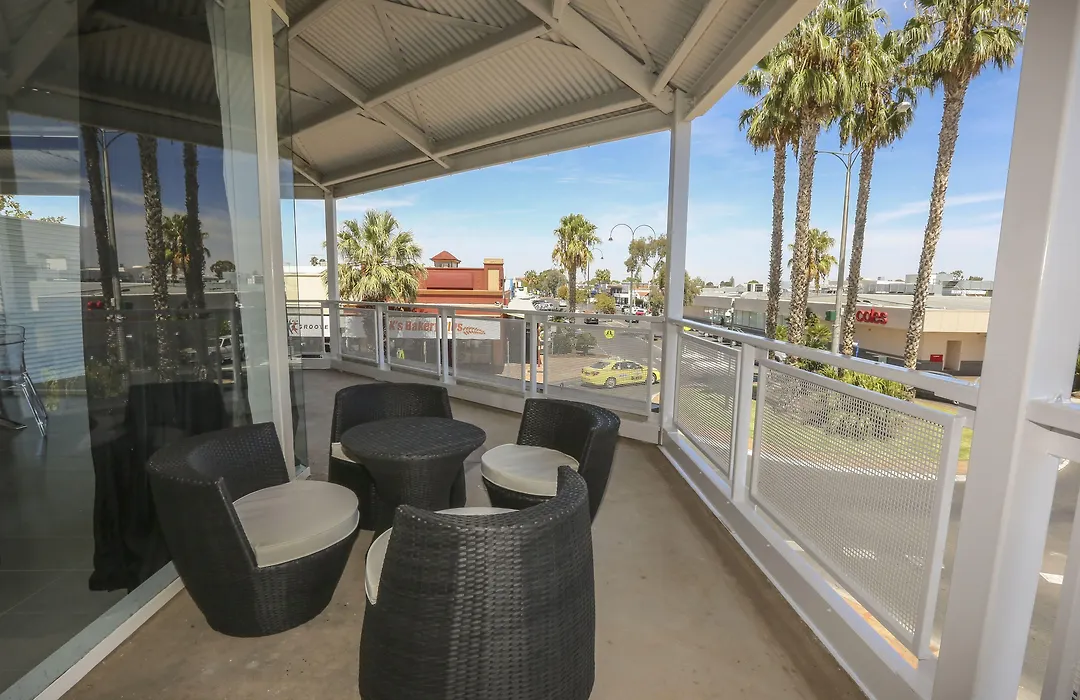 Indulge Apartments - Cbd-1