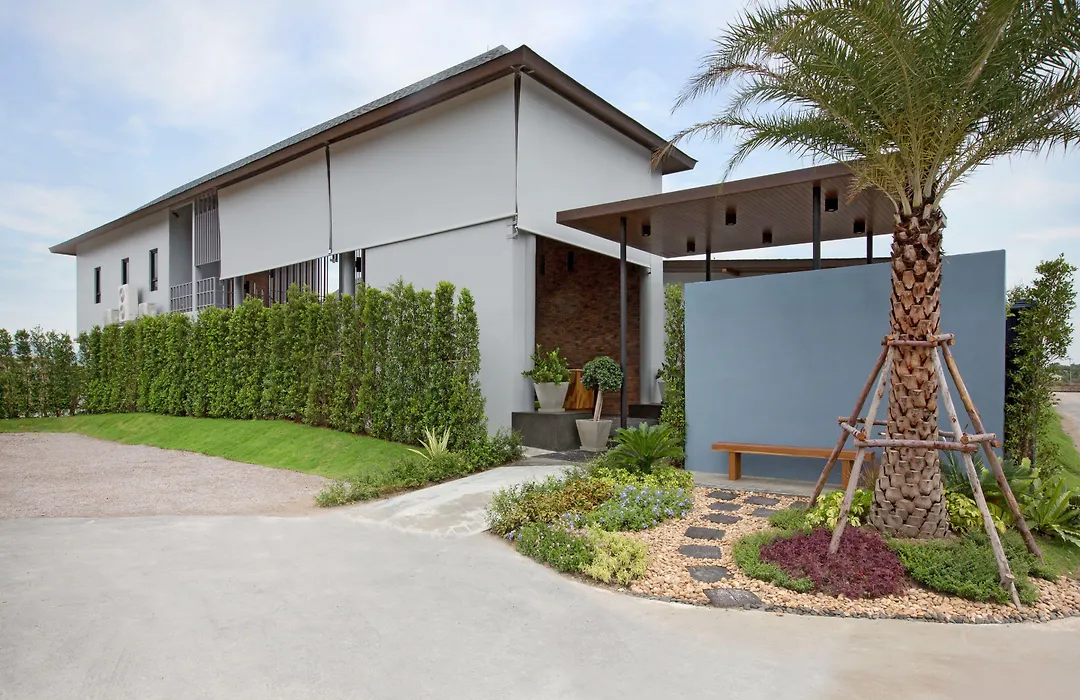 Vann Hua Hin Resort-1
