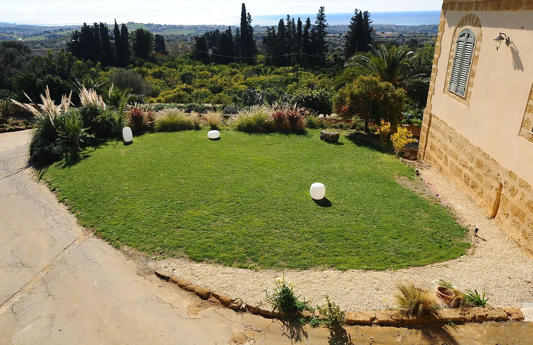 Villa La Lumia B&B Suites&Apartments-1