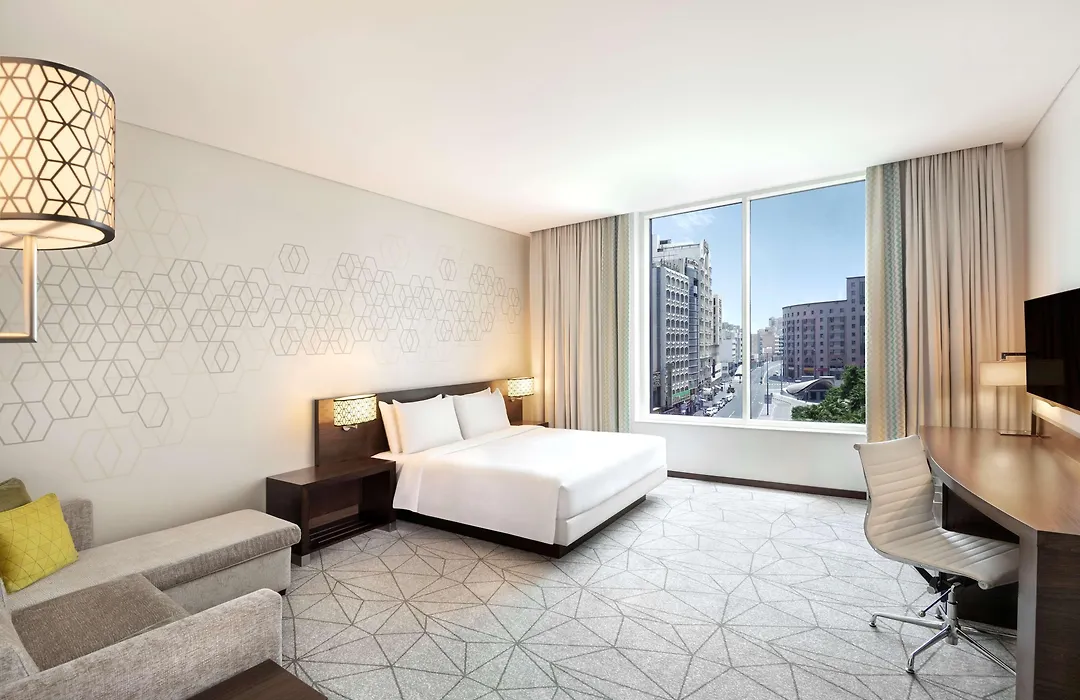 Hyatt Place Dubai Baniyas Square-1