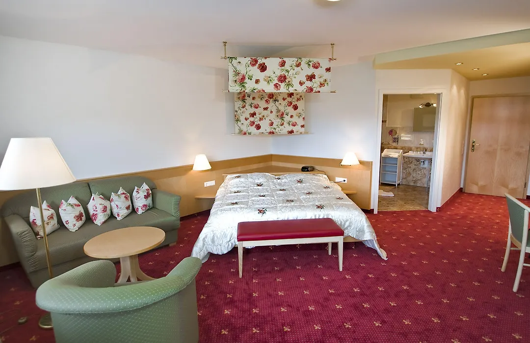 Oeko-Landhotel Basler Hof-1