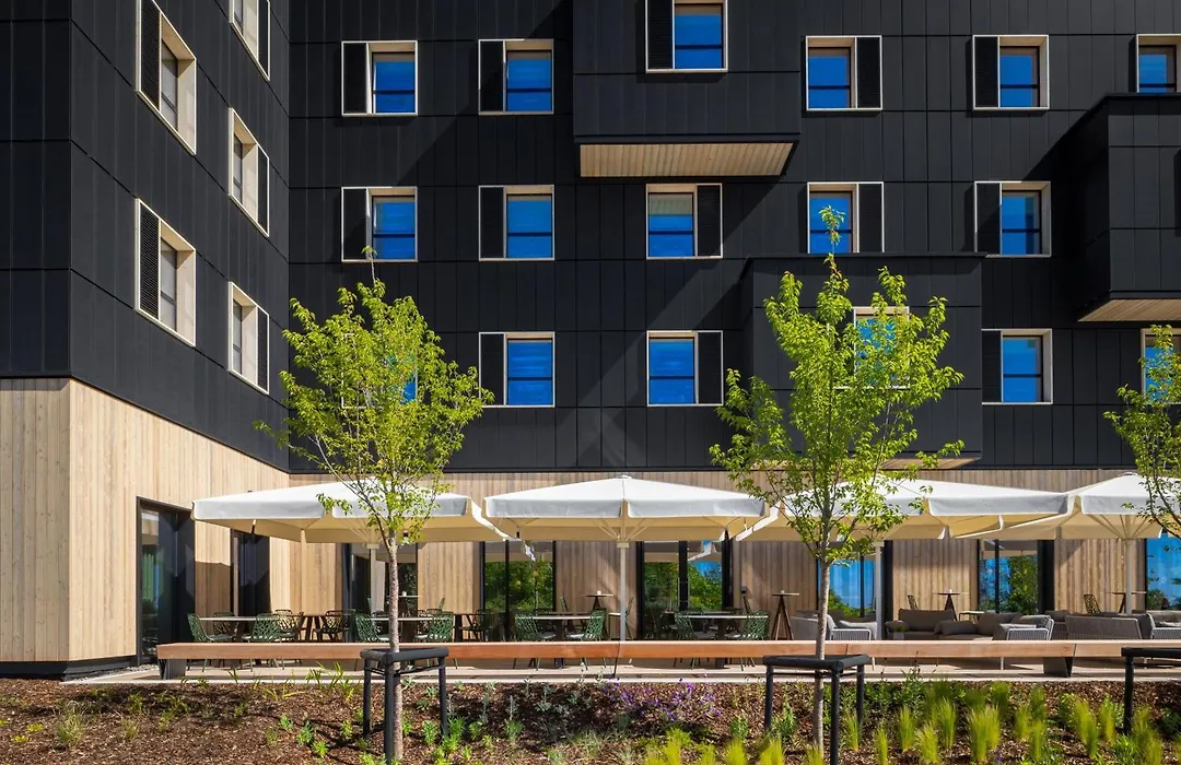 Voco Zeal Exeter Science Park, By Ihg-1