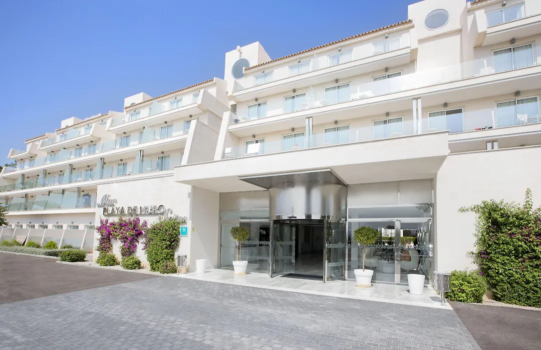 Mar Hotels Playa de Muro Suites-1