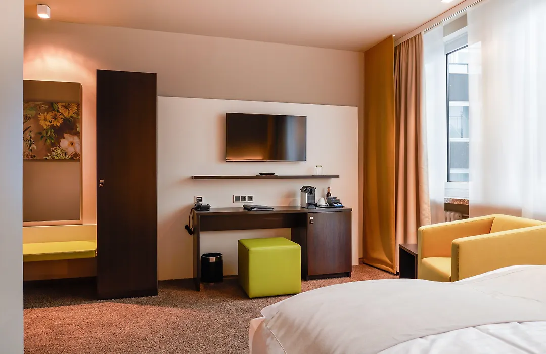 Hotel Platzhirsch-1