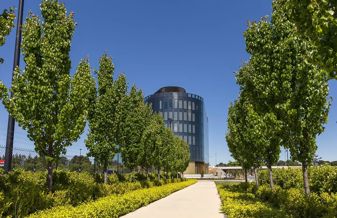 Vibe Hotel Canberra-1