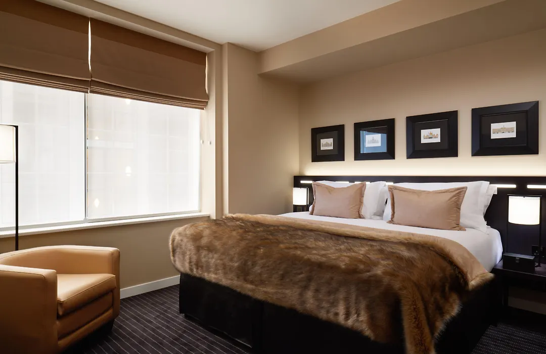 The Resident Victoria-1