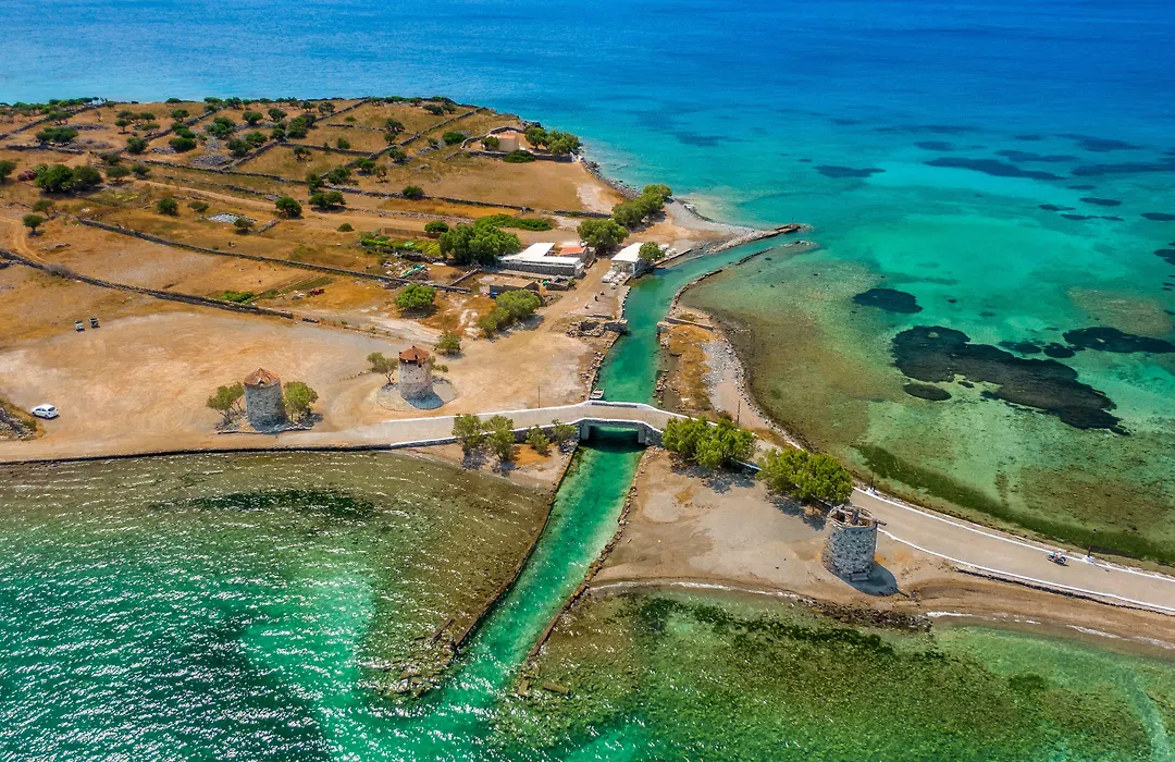 Elounda Alikes Suites & Studios-1
