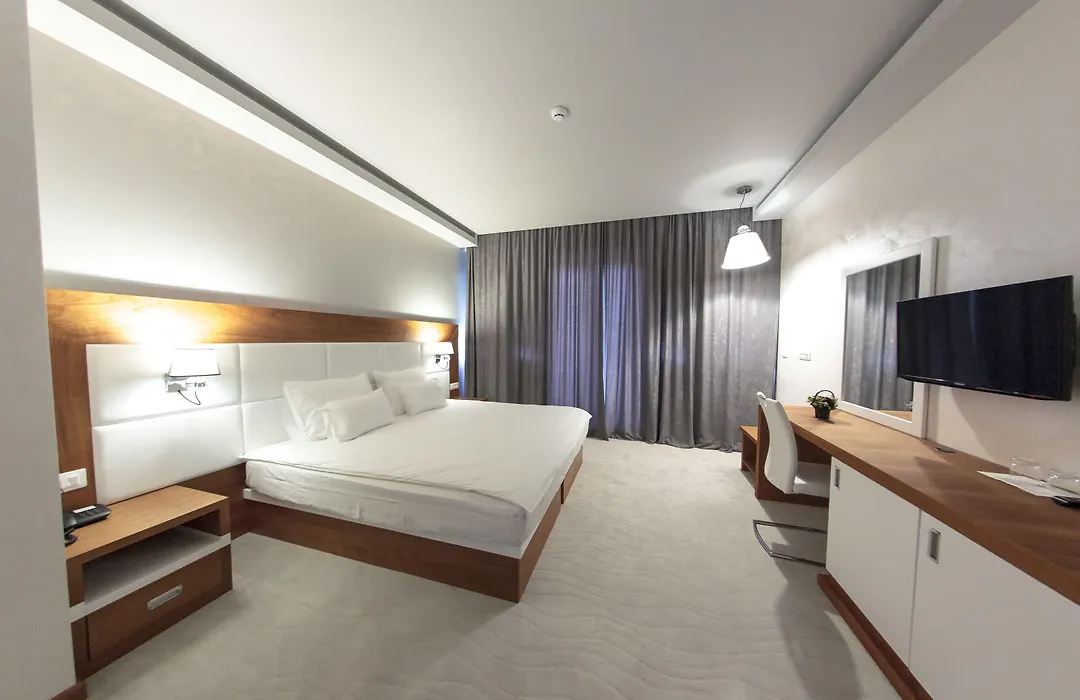 Hotel Porto In-1