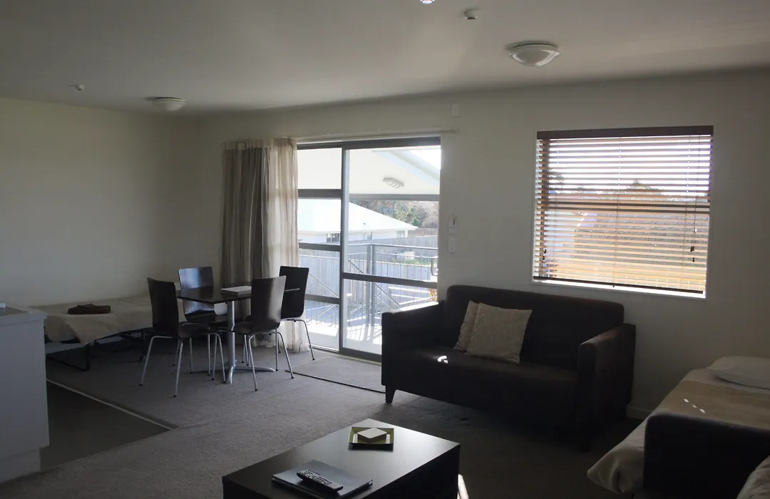 Pegasus Gateway Motels & Apartments-1