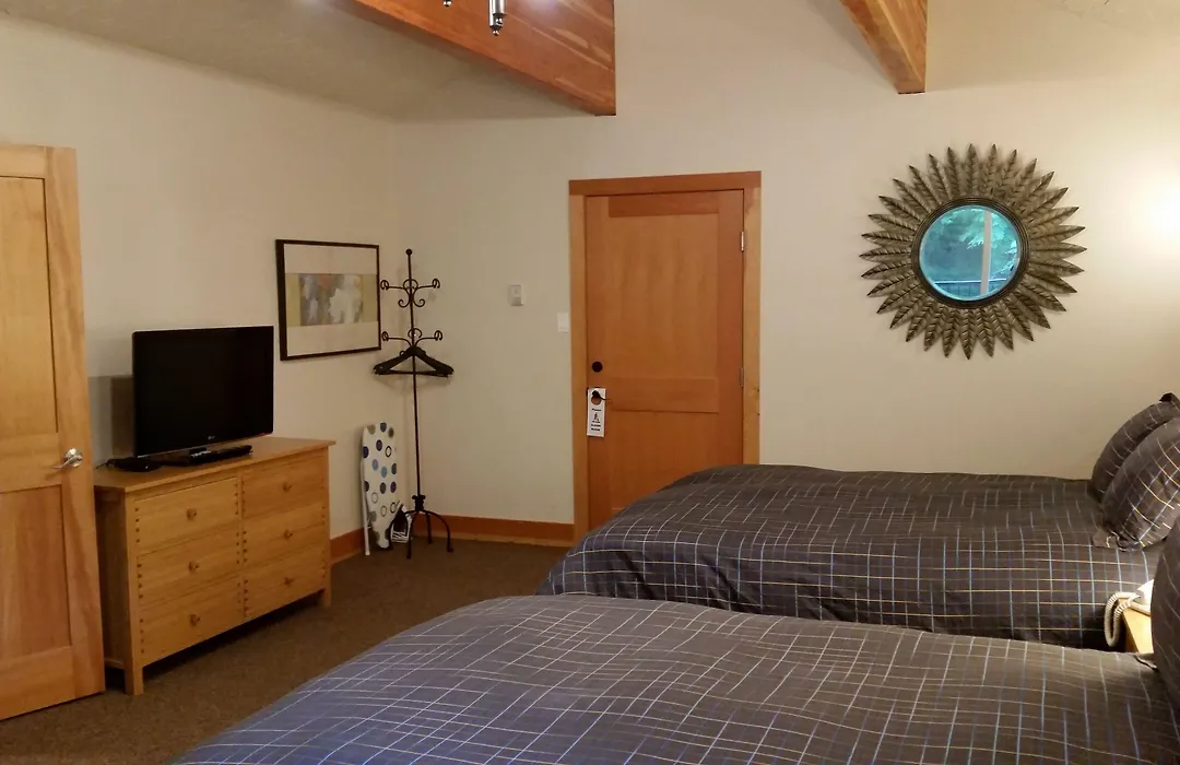 The Lodge At Skeena Landing-1