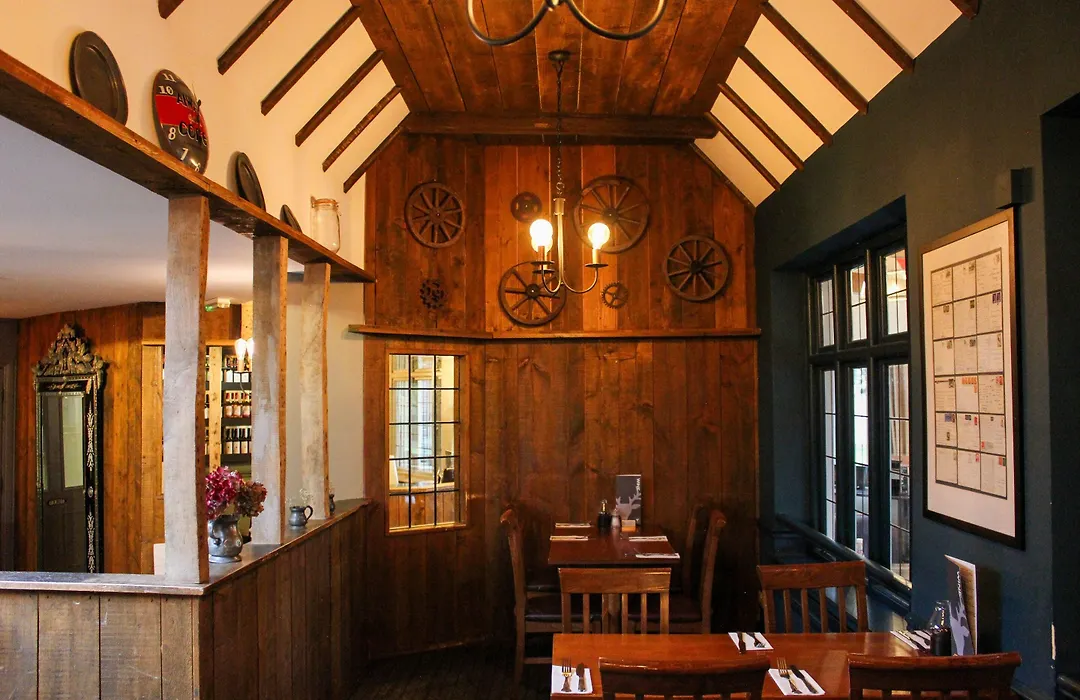 The White Hart-1