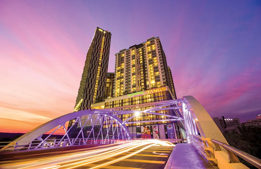 The Shore Hotel & Residences-1